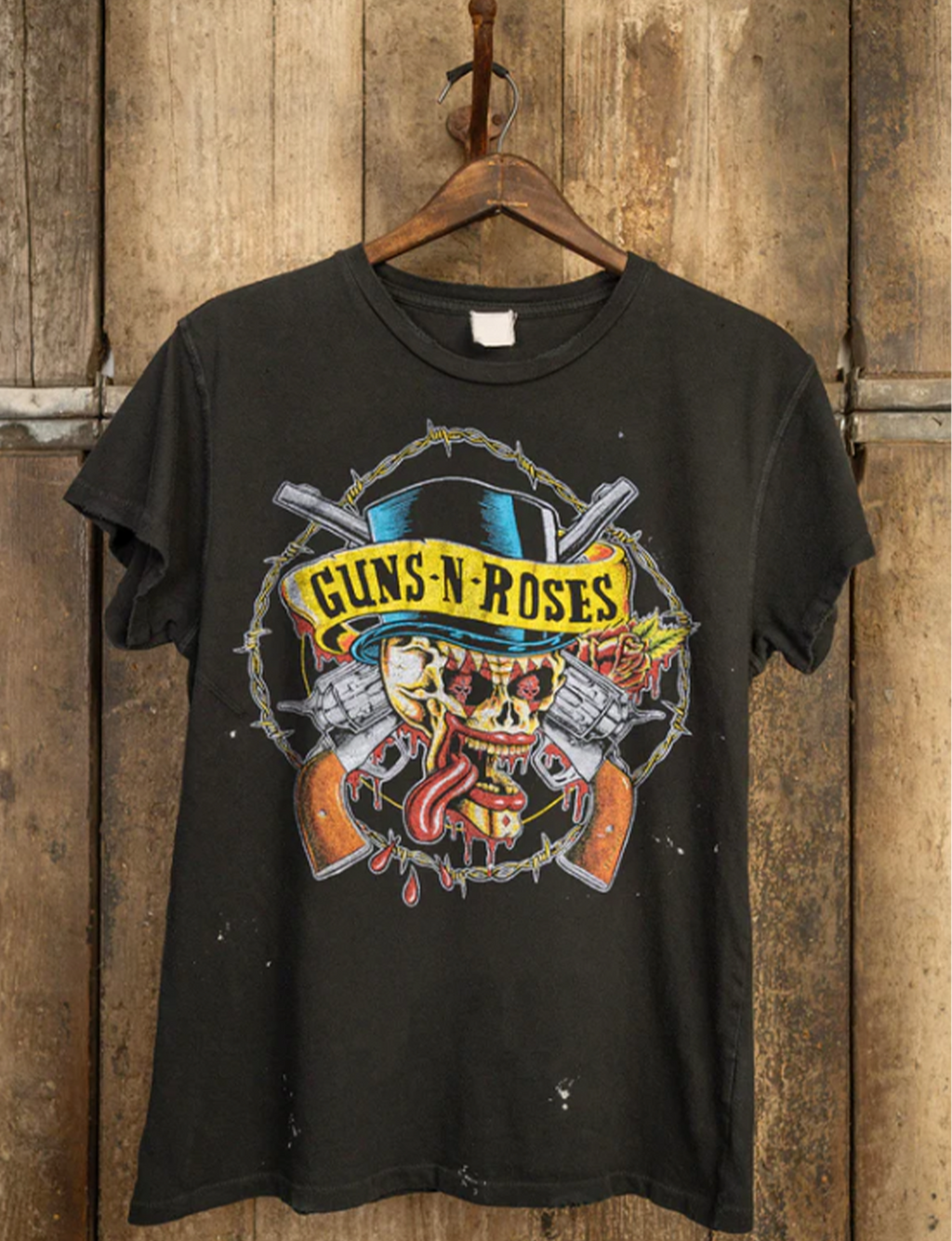 GUNS N' ROSES Tシャツ ピストル バラ　gunsスミクロ　フェード Madeworn Guns N Roses Pistols Crew Tee in Dirty Black – Punch Clothing