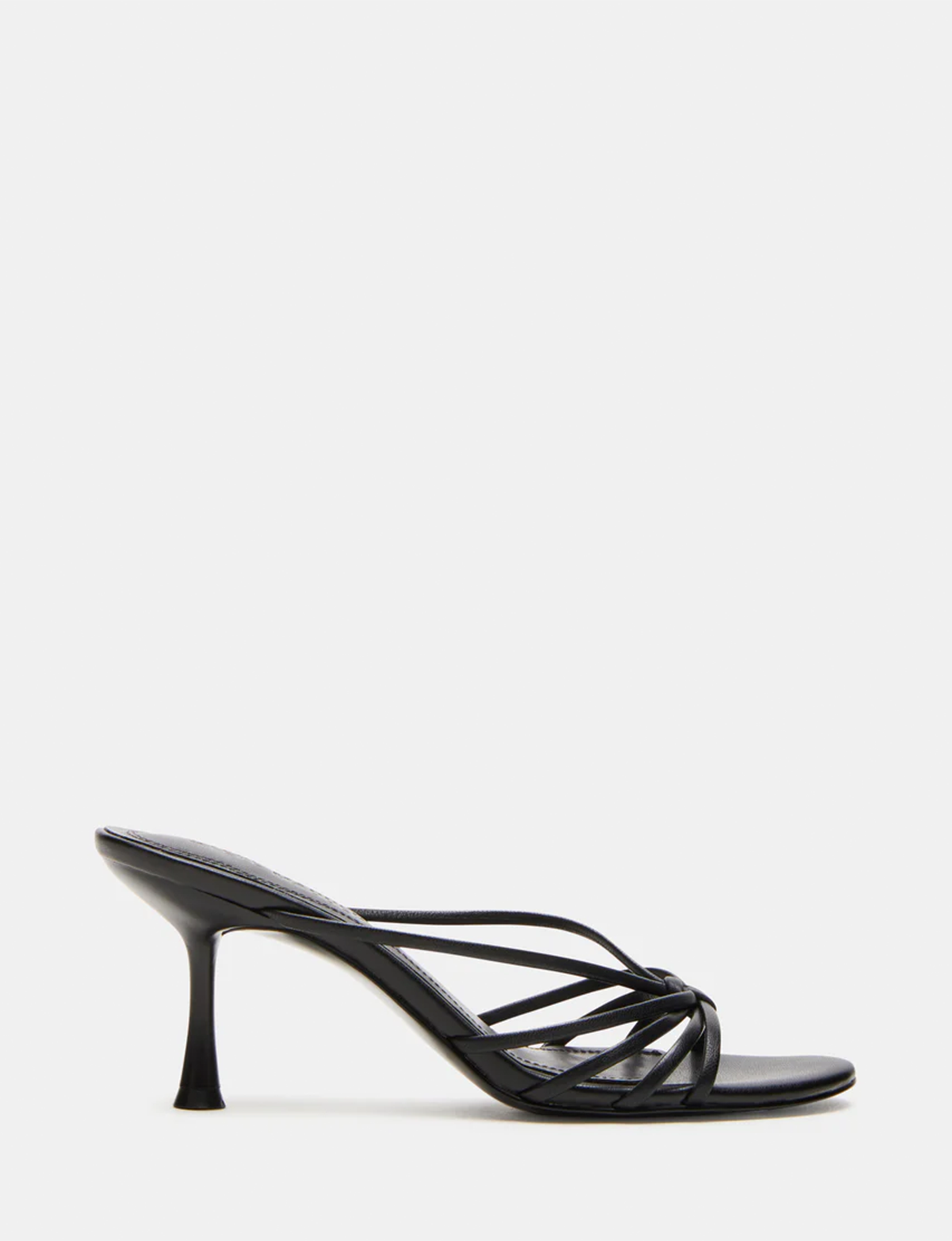 Edna Heel, Black