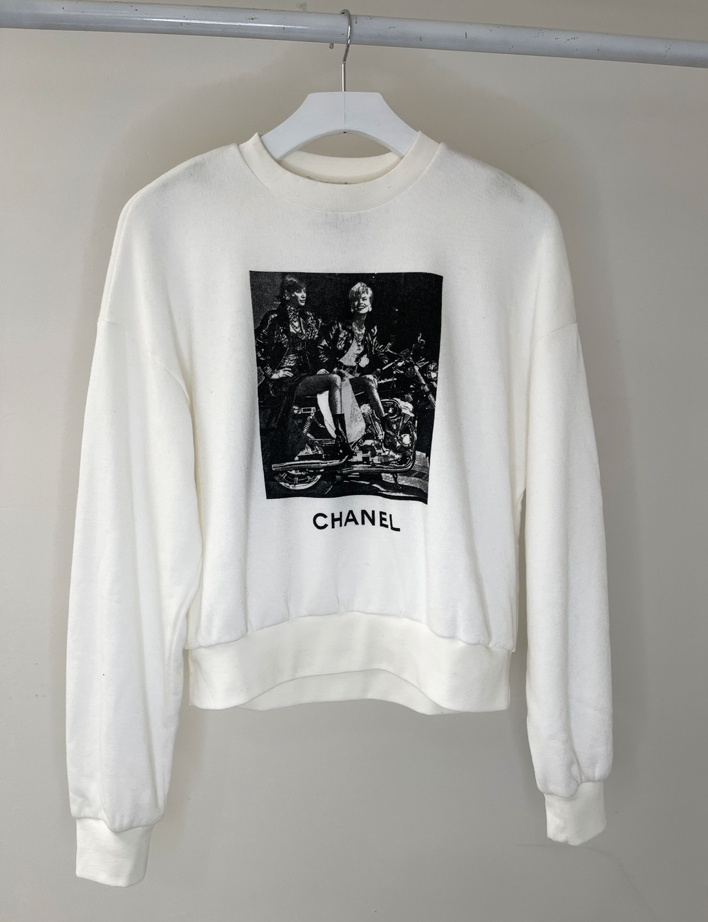 Chanel Graphic Motto Vintage Sweatshirt, White