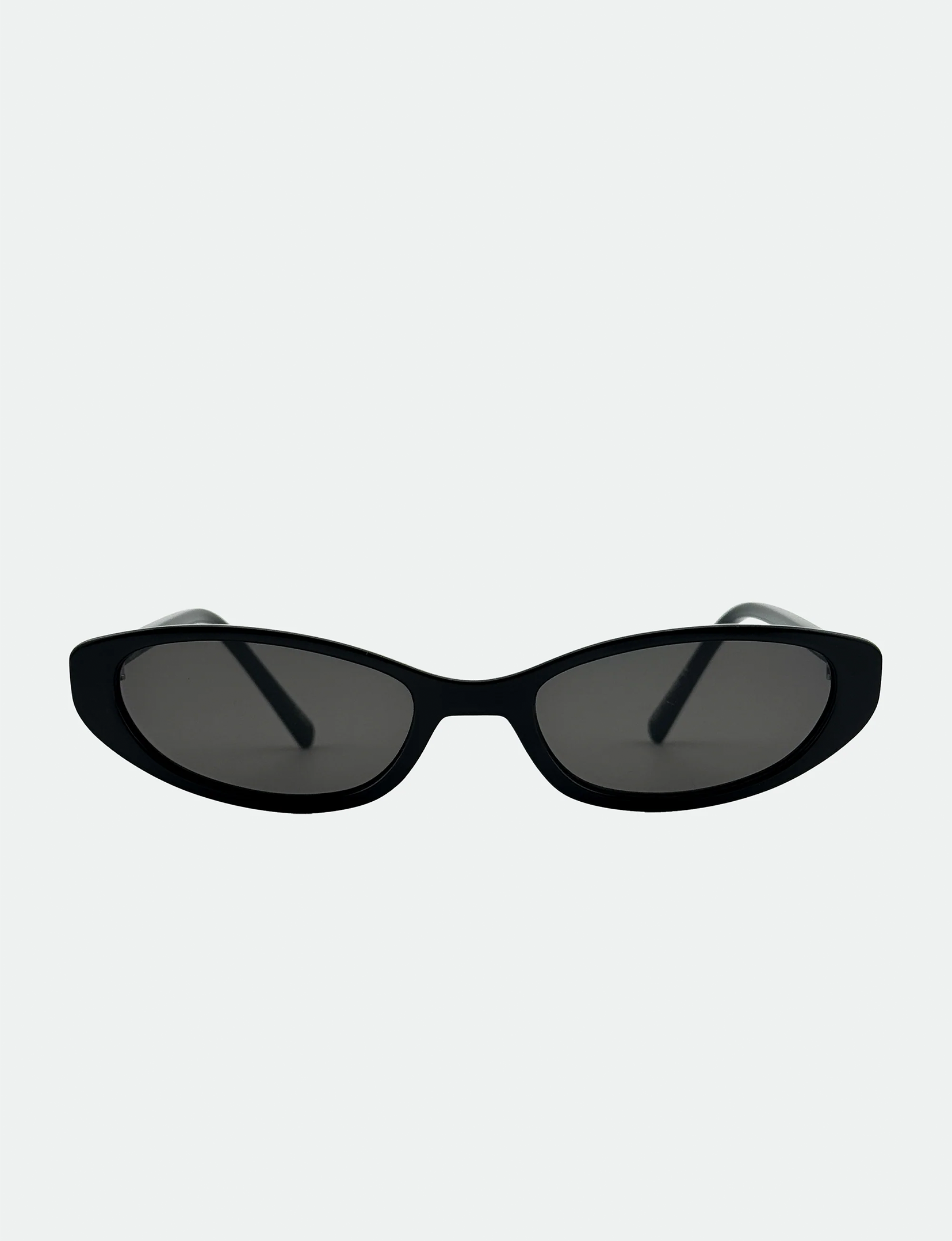 Lulu Sunglasses, Black/Smoke