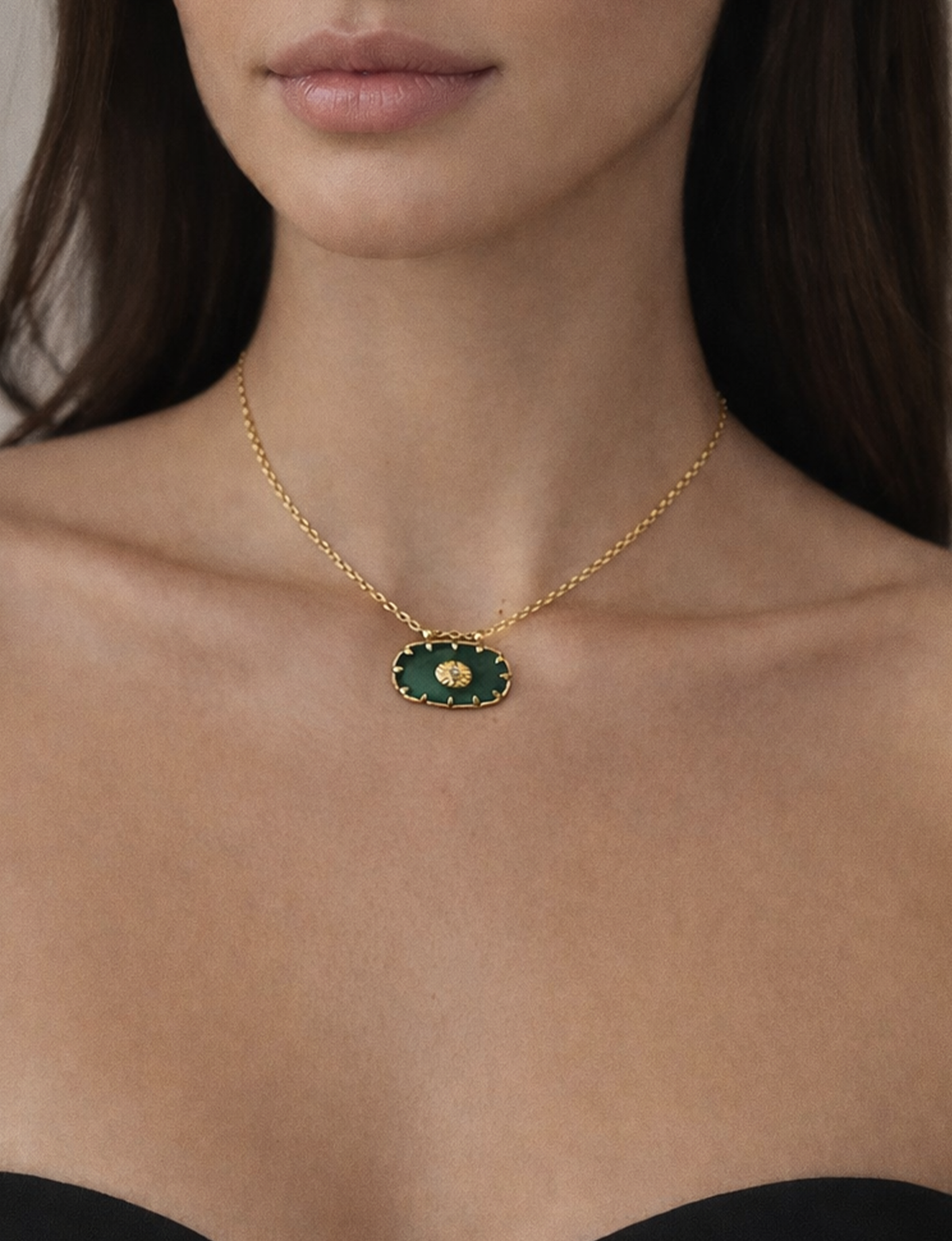 Oval Vintage Necklace, Green