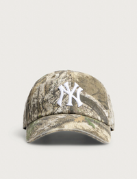 NY Yankees Realtree Hitch Cap, Camo/White