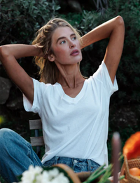 Hendrix V Neck Tee, White