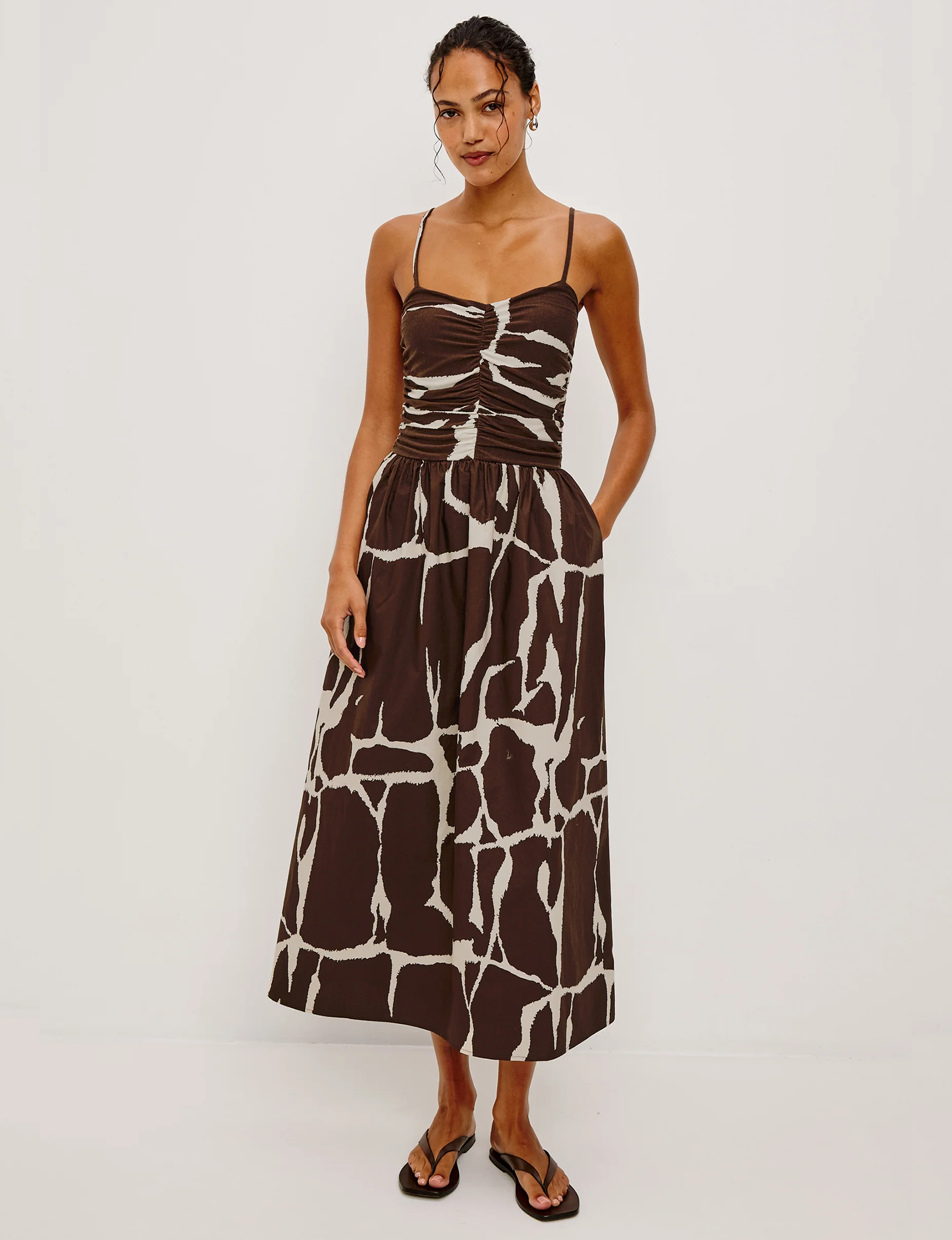 Fisher Dress, Terra
