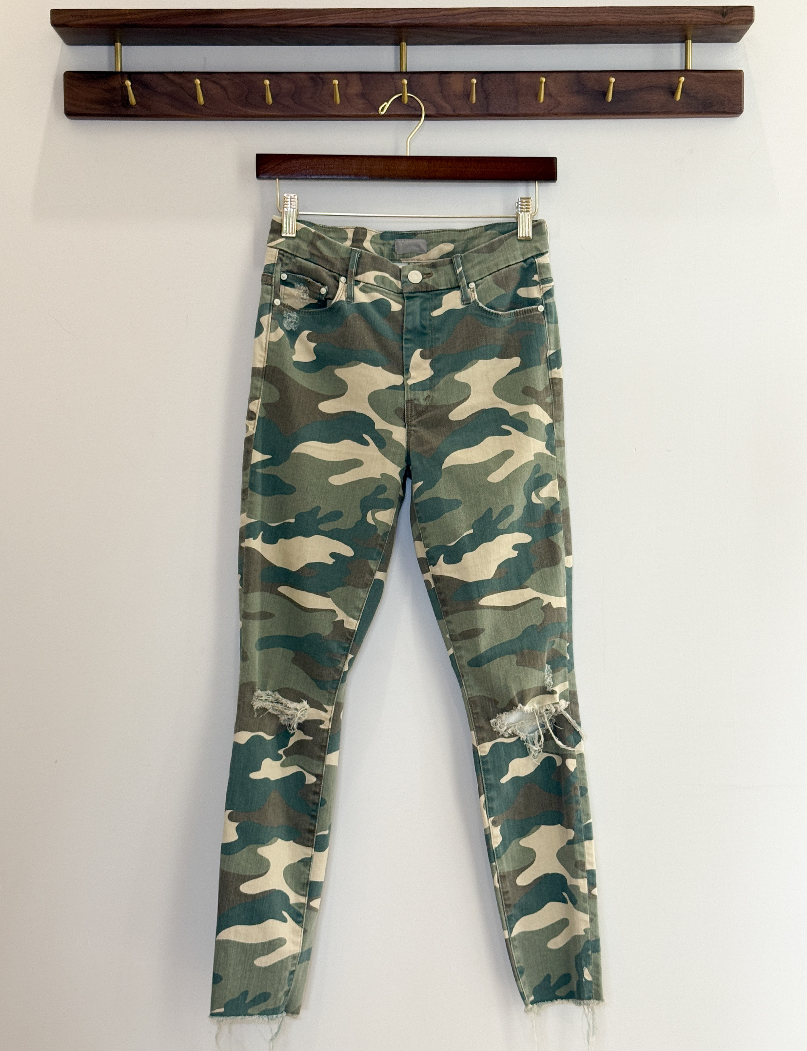 Mother Denim High Waisted Looker Ankle Fray, See Me