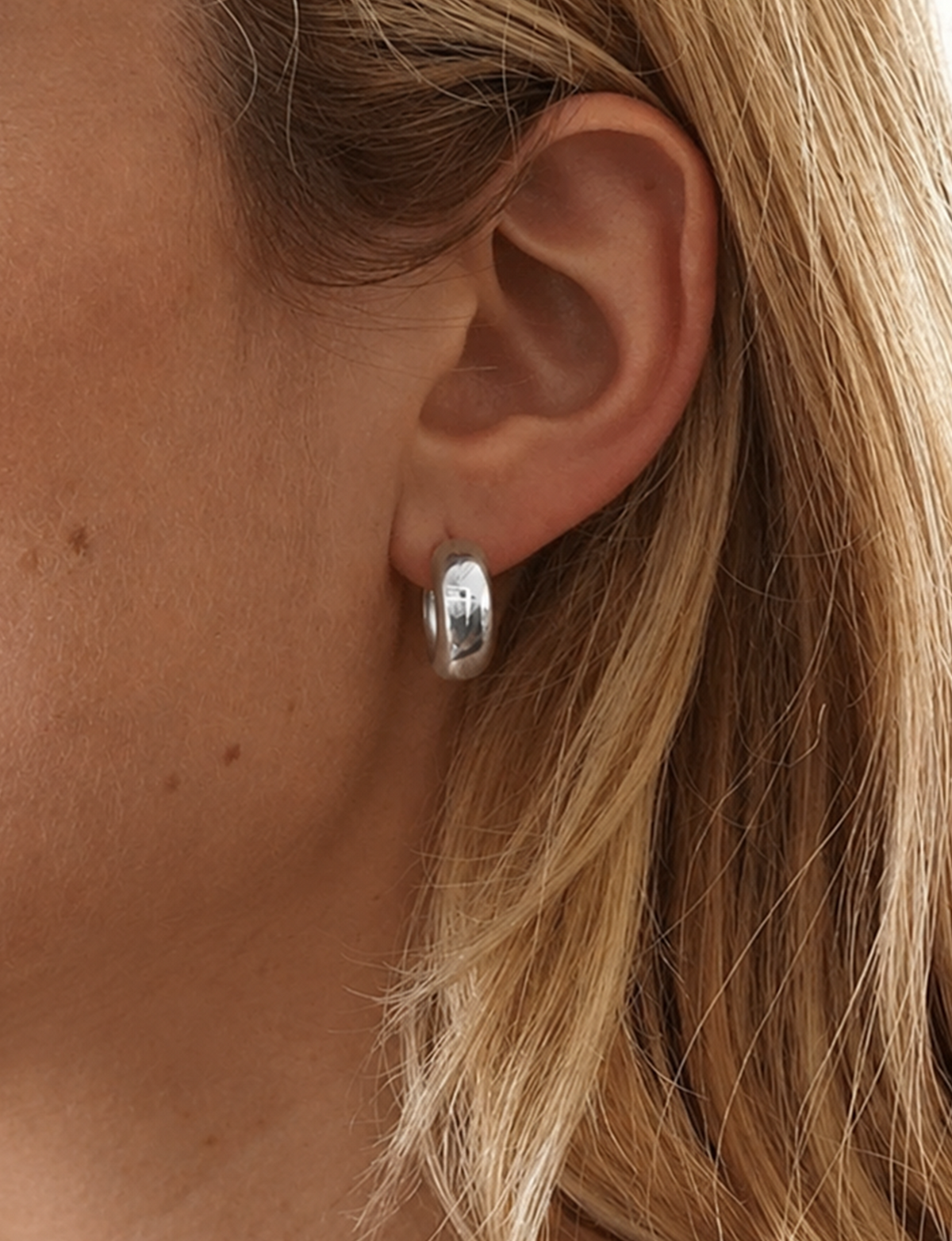 Chloe Mini Hoop, Silver
