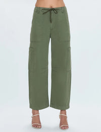 Sabrina Pant, Meadow