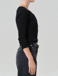 Varra Henley, Black