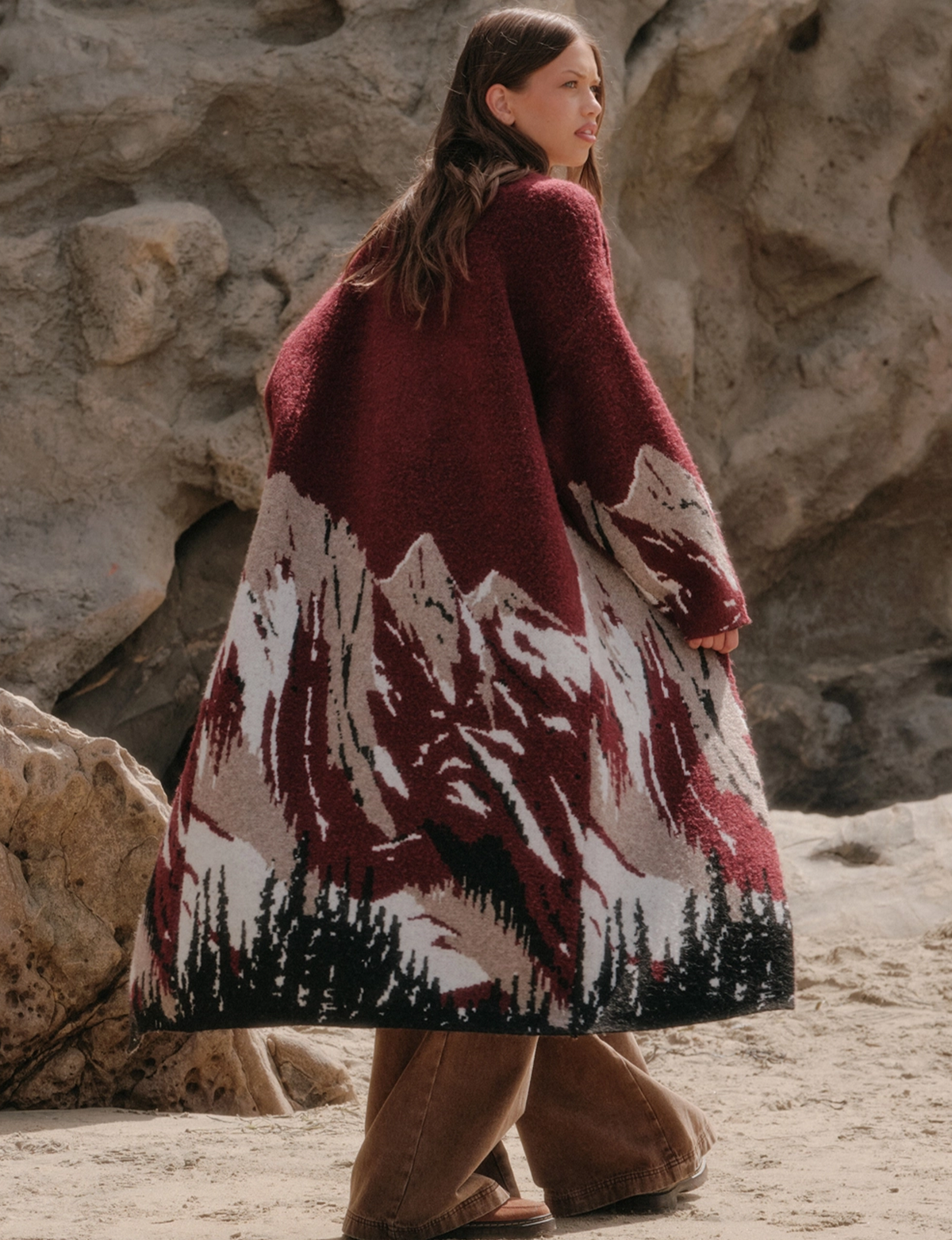 Mountain Scape Duster, Burgundy