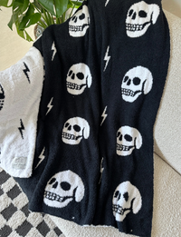 Skull & Bolt Luxe Home Blanket, Black/White