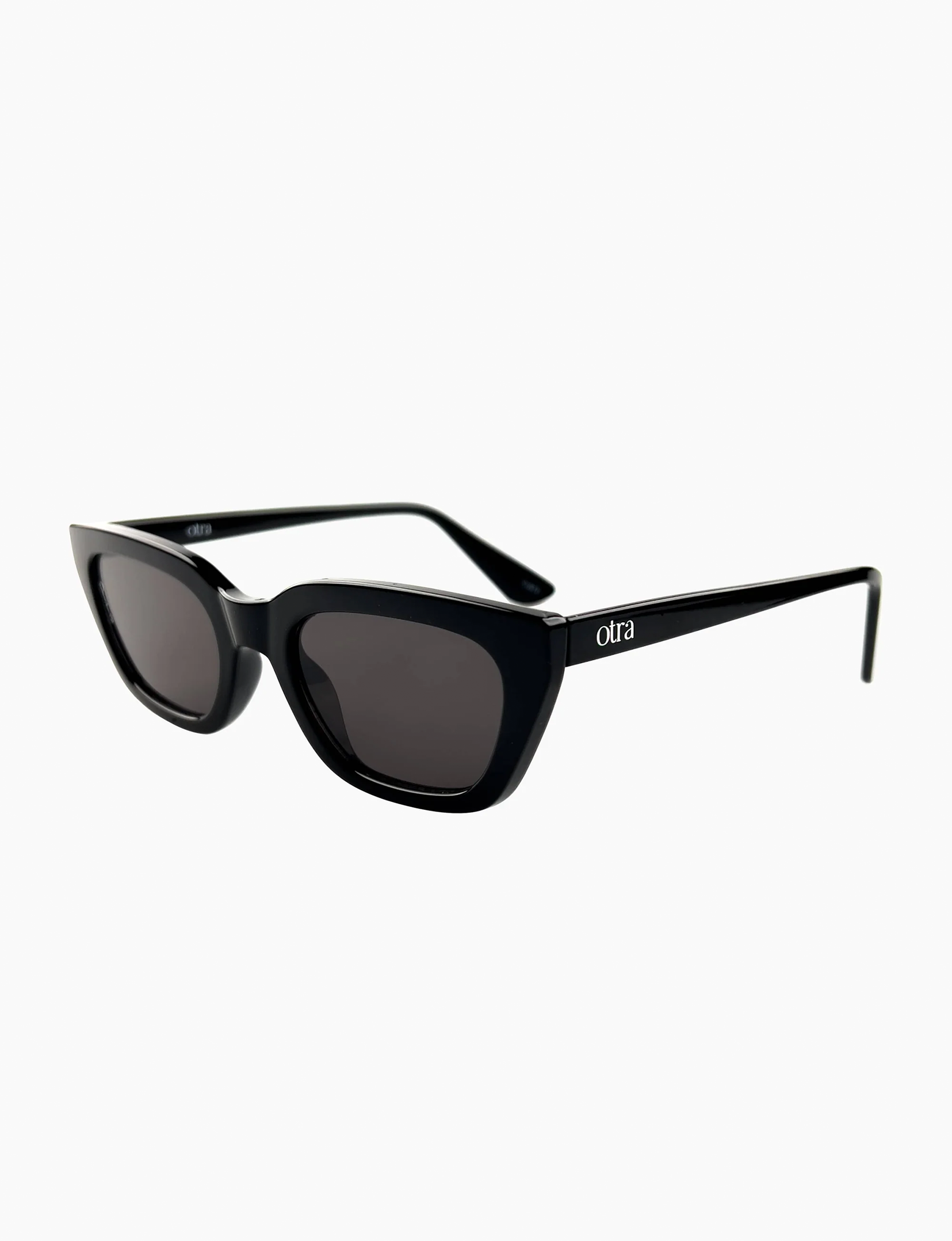 Nove Sunglasses, Black/Smoke