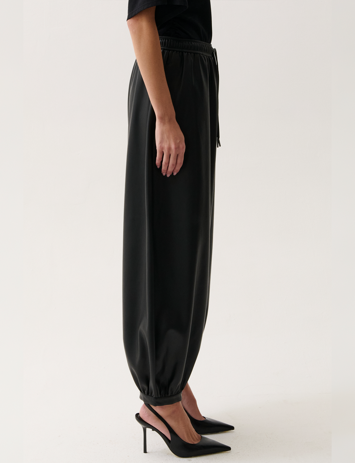Freya Pull On Harem Pant, Black