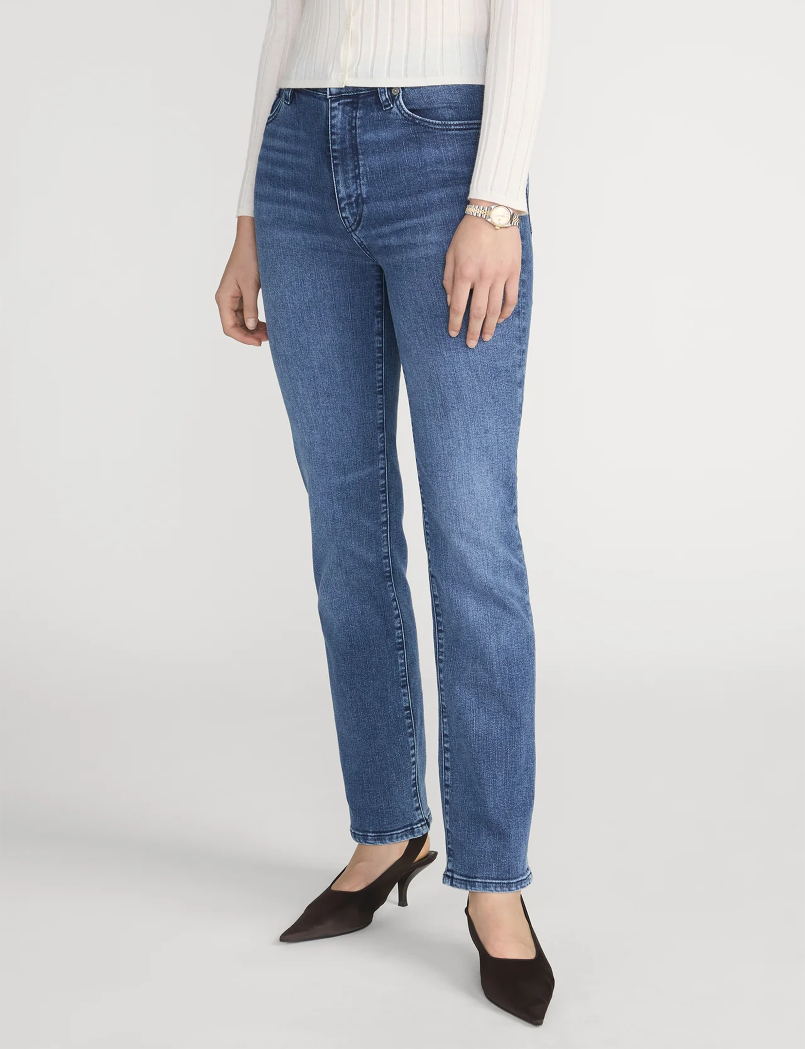 Le Sleek Straight Leg, Ease