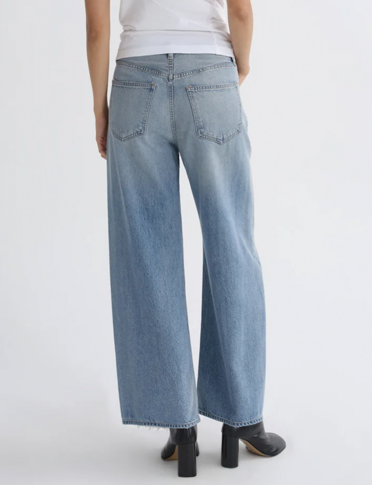 Low Curve Crop Jean, Reset