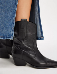 Cat Nap Cowboy Boot, Black Leather