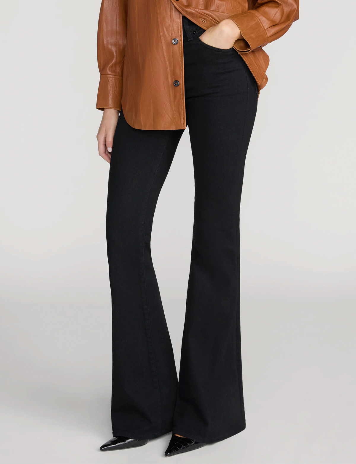 The Flare, Black