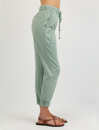 Pocket Jogger W/Out Rips, Olive Grove
