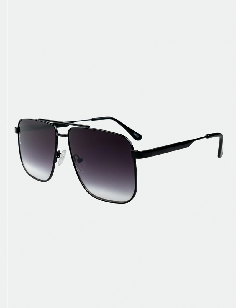 Sorrento Sunglasses, Black/Smoke Fade