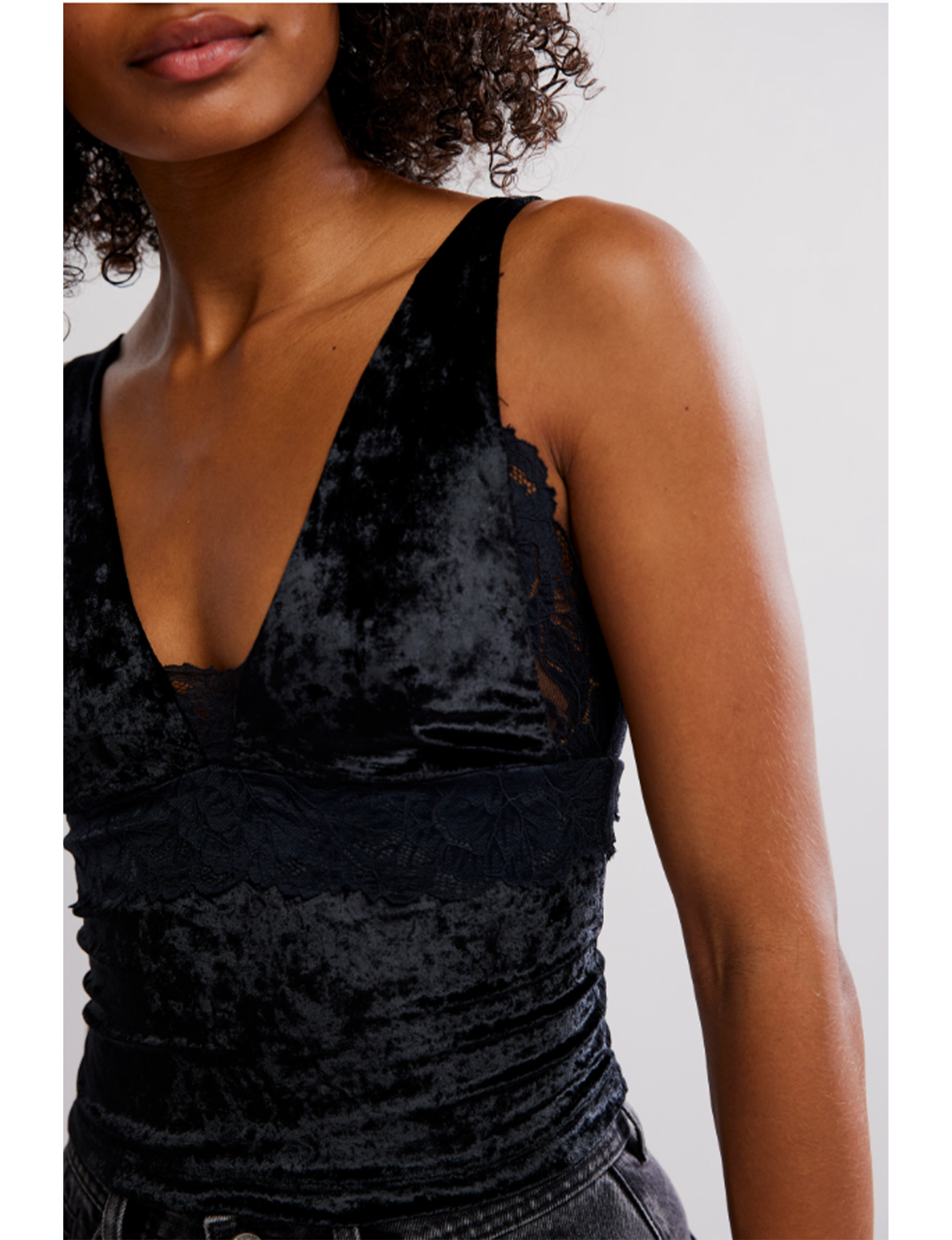 Bed of Roses Cami, Black