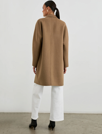 Everest Coat, Camel