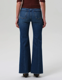 Kimberly 70's Flare, Cruise