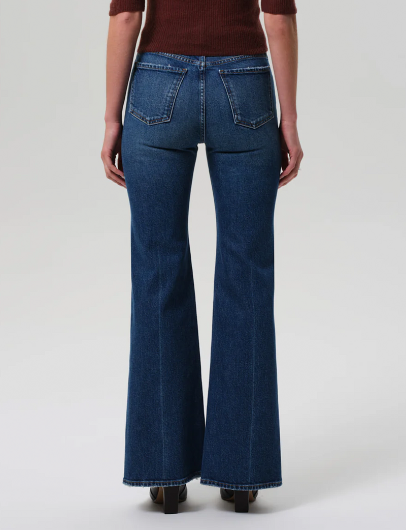 Kimberly 70's Flare, Cruise