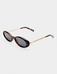 Magnifique, Dark Tort