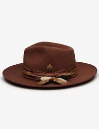 Bennie Fedora, Cinnamon
