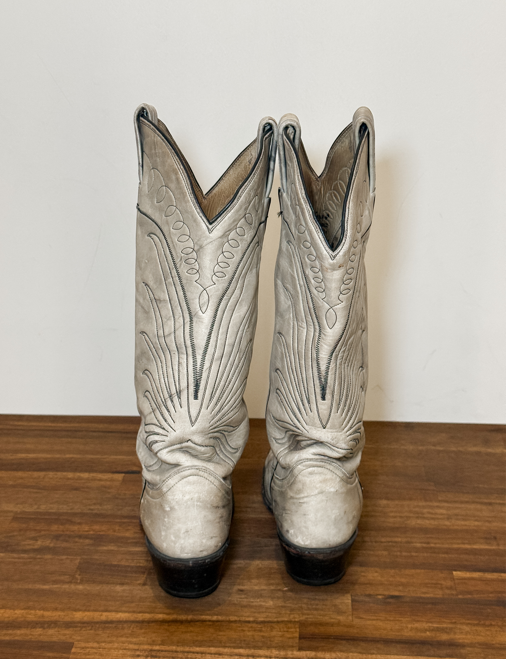 Tony Lama Style 7219 Cowboy Boots, Distressed White