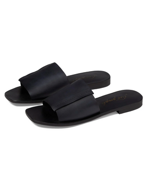 Verona Slide Sandal, Black