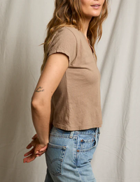 Alanis Recycled V-Neck, Mocha