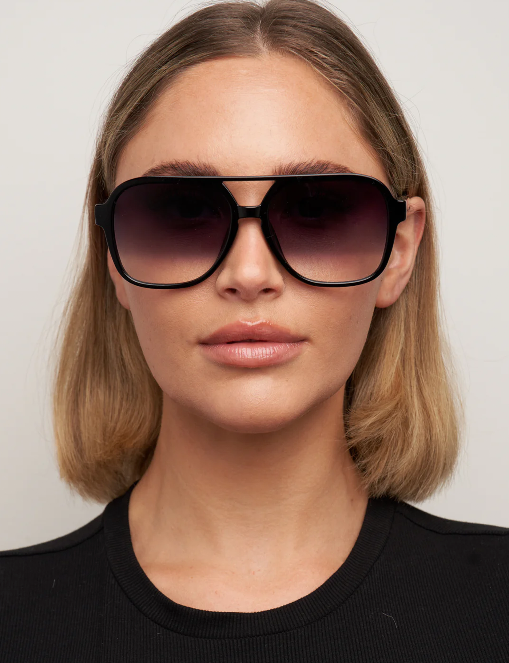 Kori Sunglasses, Black/Smoke Fade