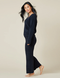 Solid Marshmallow V-Neck Lounge Set, Black