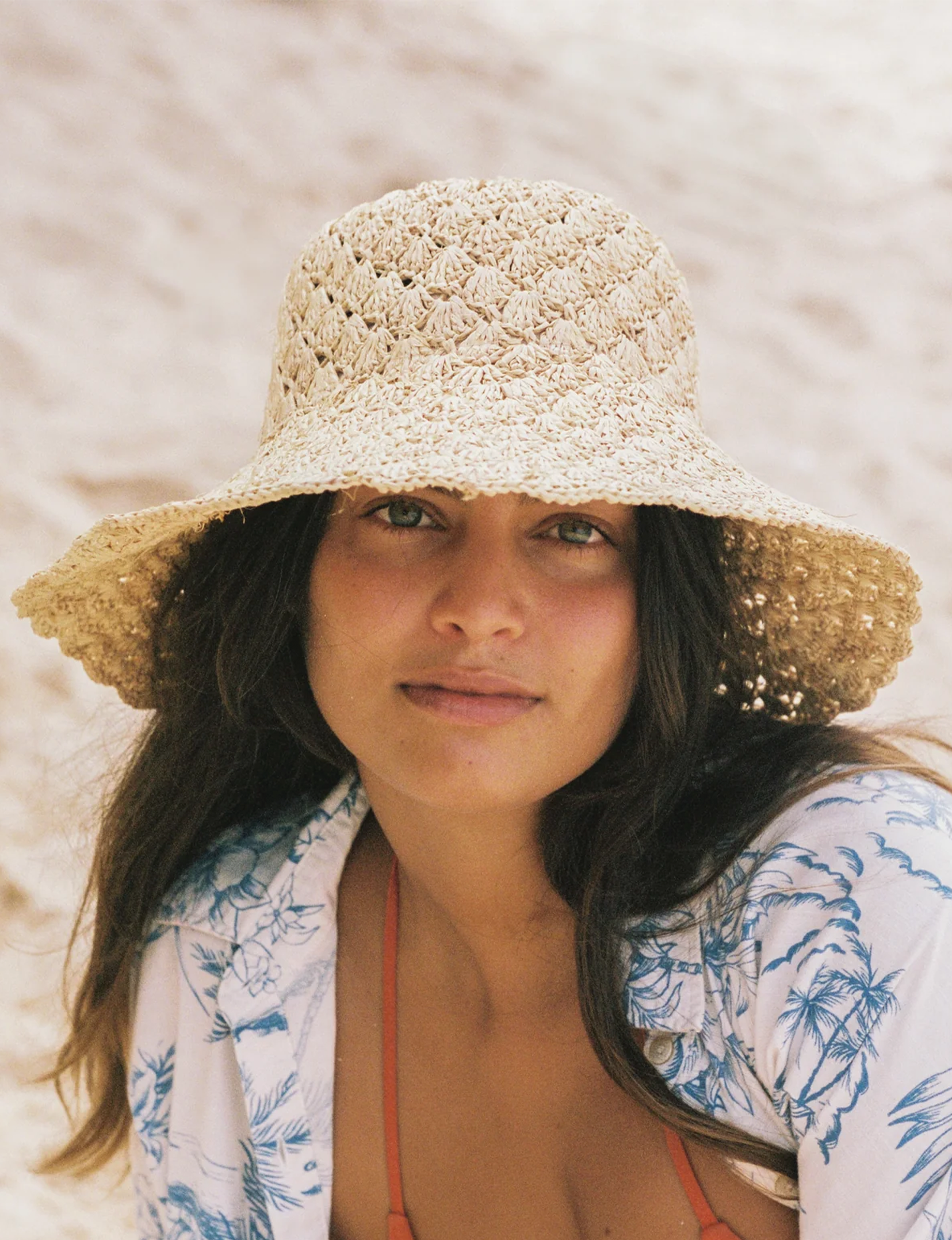 Esme Scalloped Bucket Hat, Natural Raffia
