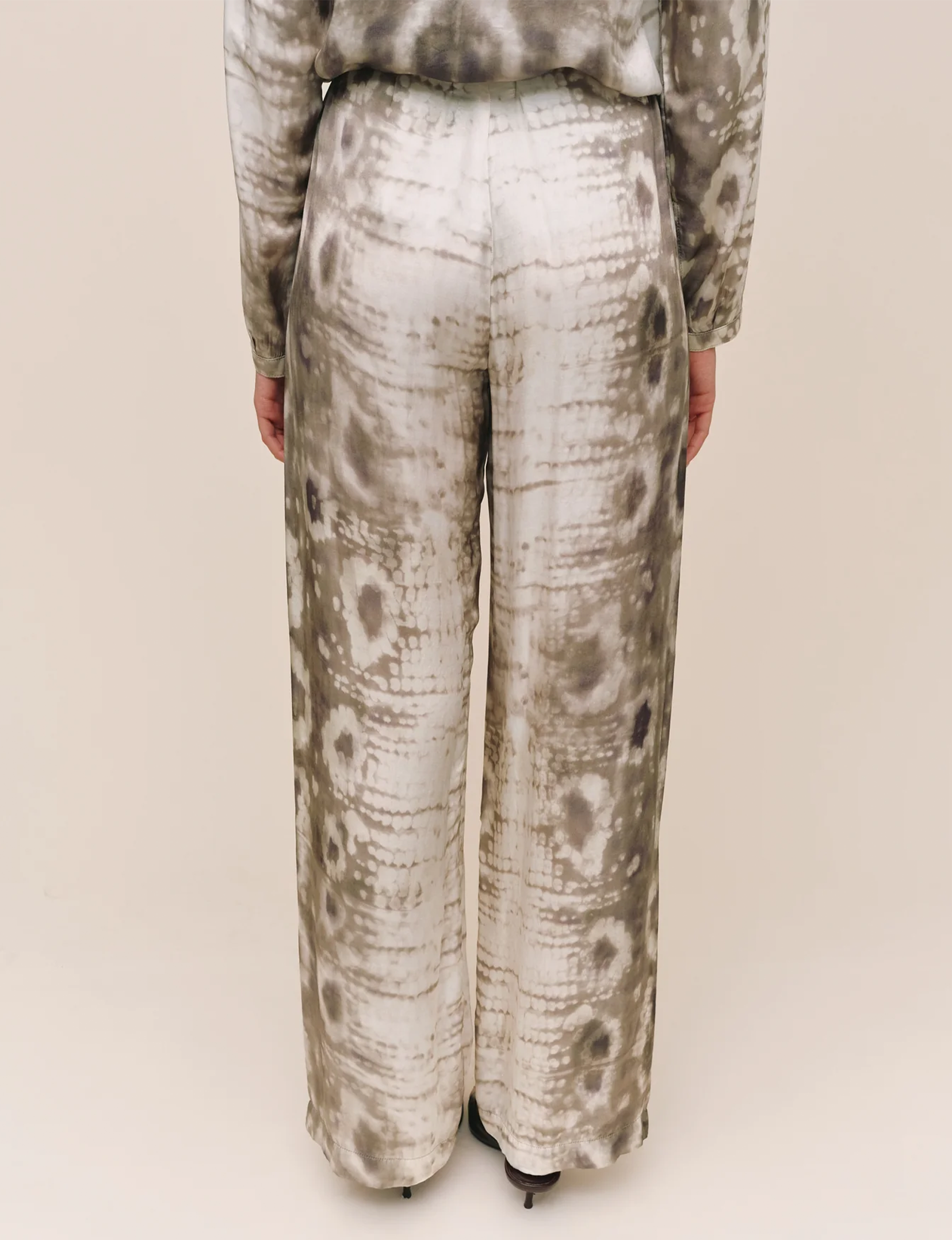 Hidden Wide Leg Pant, Sage Snake