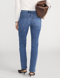 Le Sleek Straight Leg, Ease