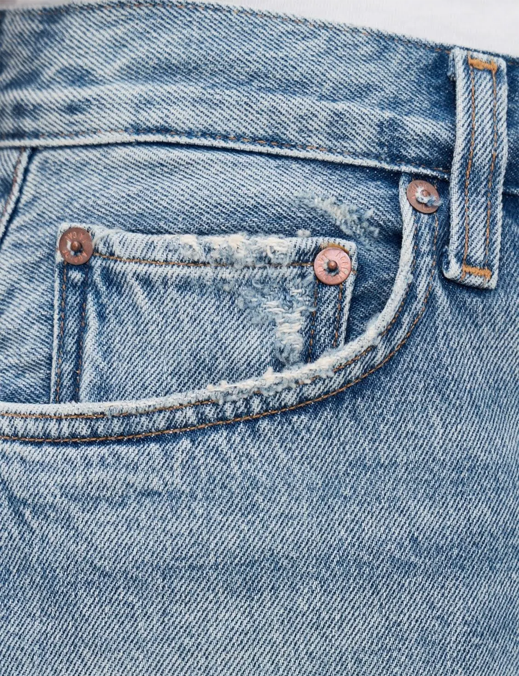 Nye Short, Post