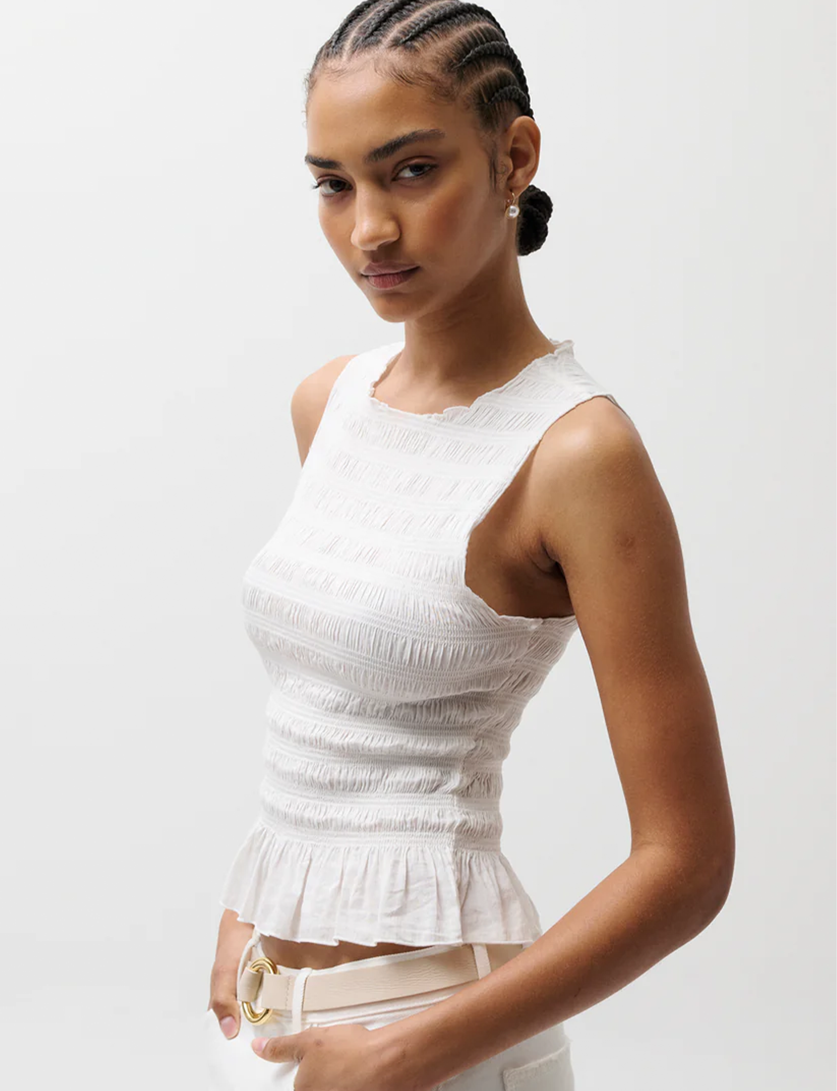 Pheobe Smocked Tank, Le Blanc