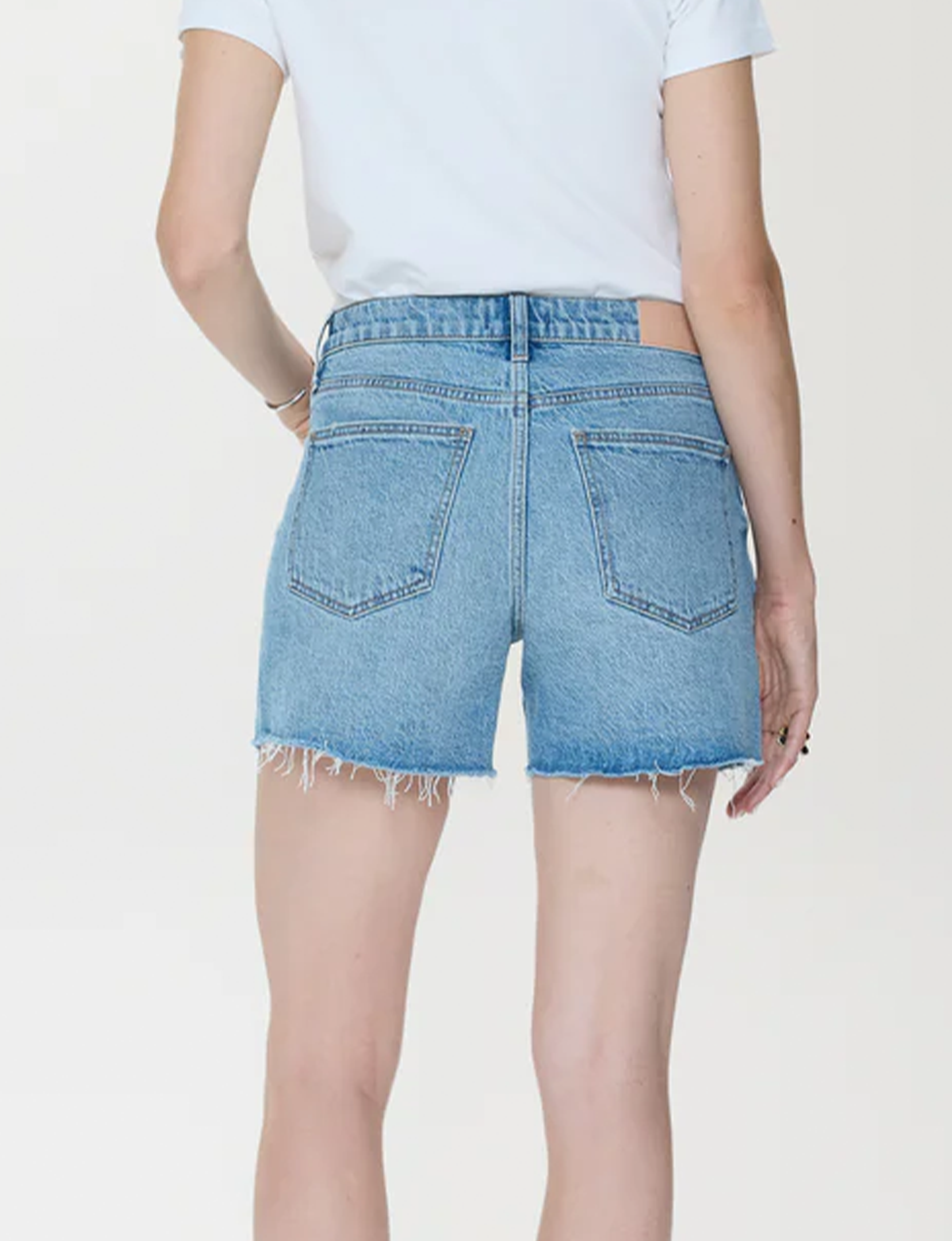 Kennedy Shorts, Escape