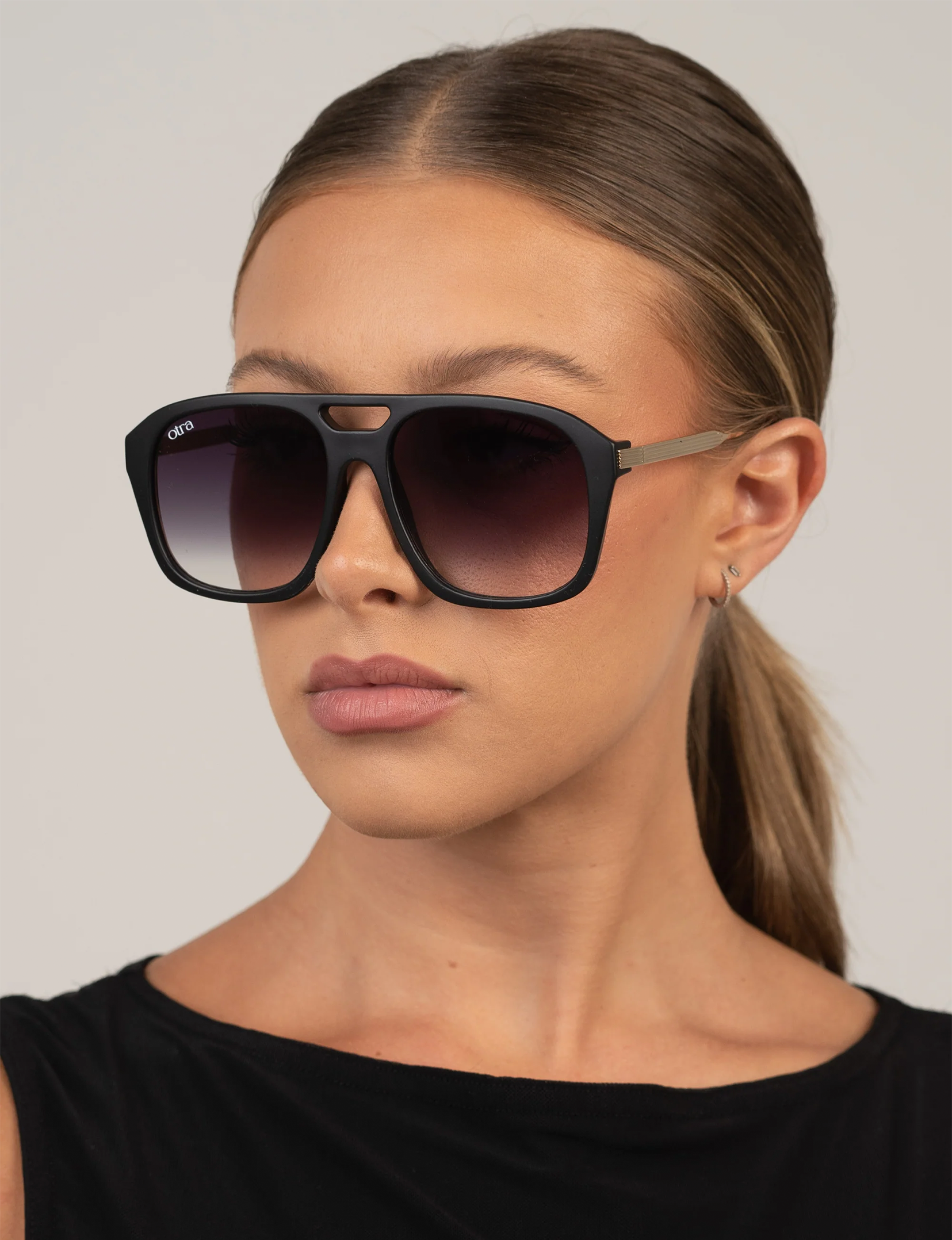 Reina Sunglasses, Matte Black/Fade