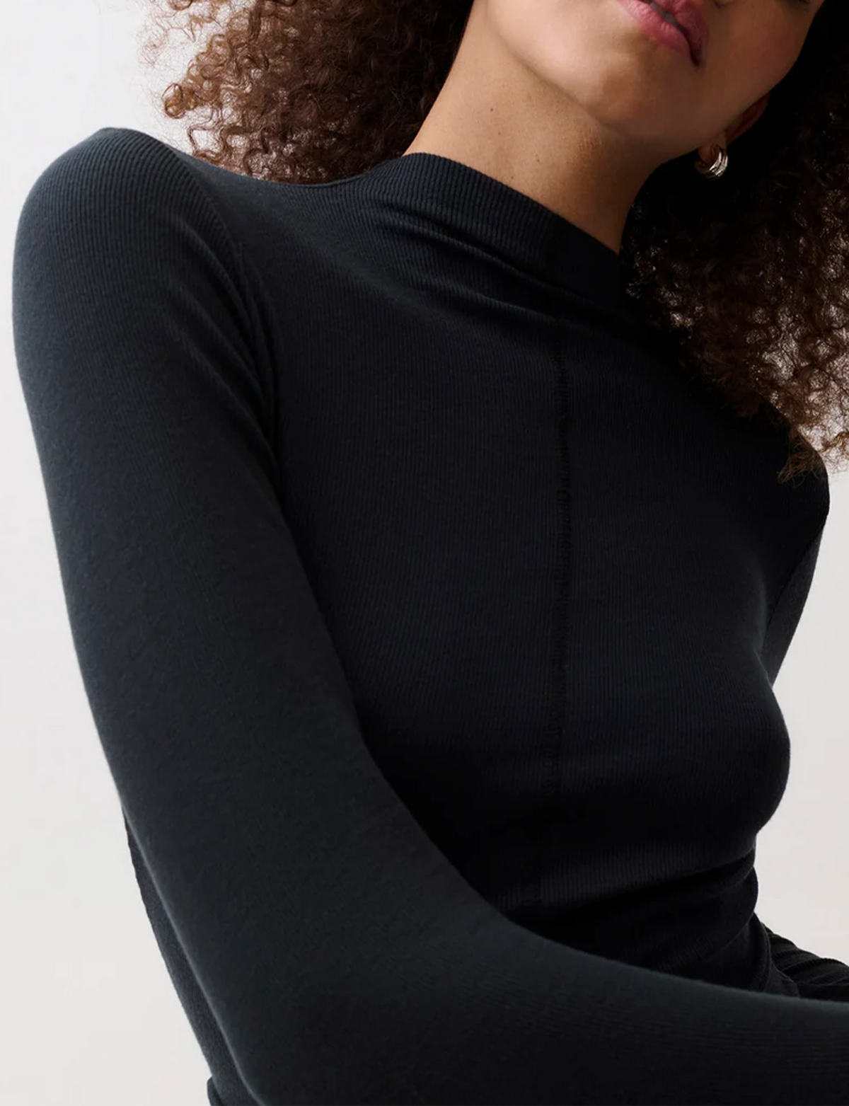 Dara L/S Funnel Top, Noir
