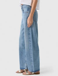 Low Curve Crop Jean, Reset