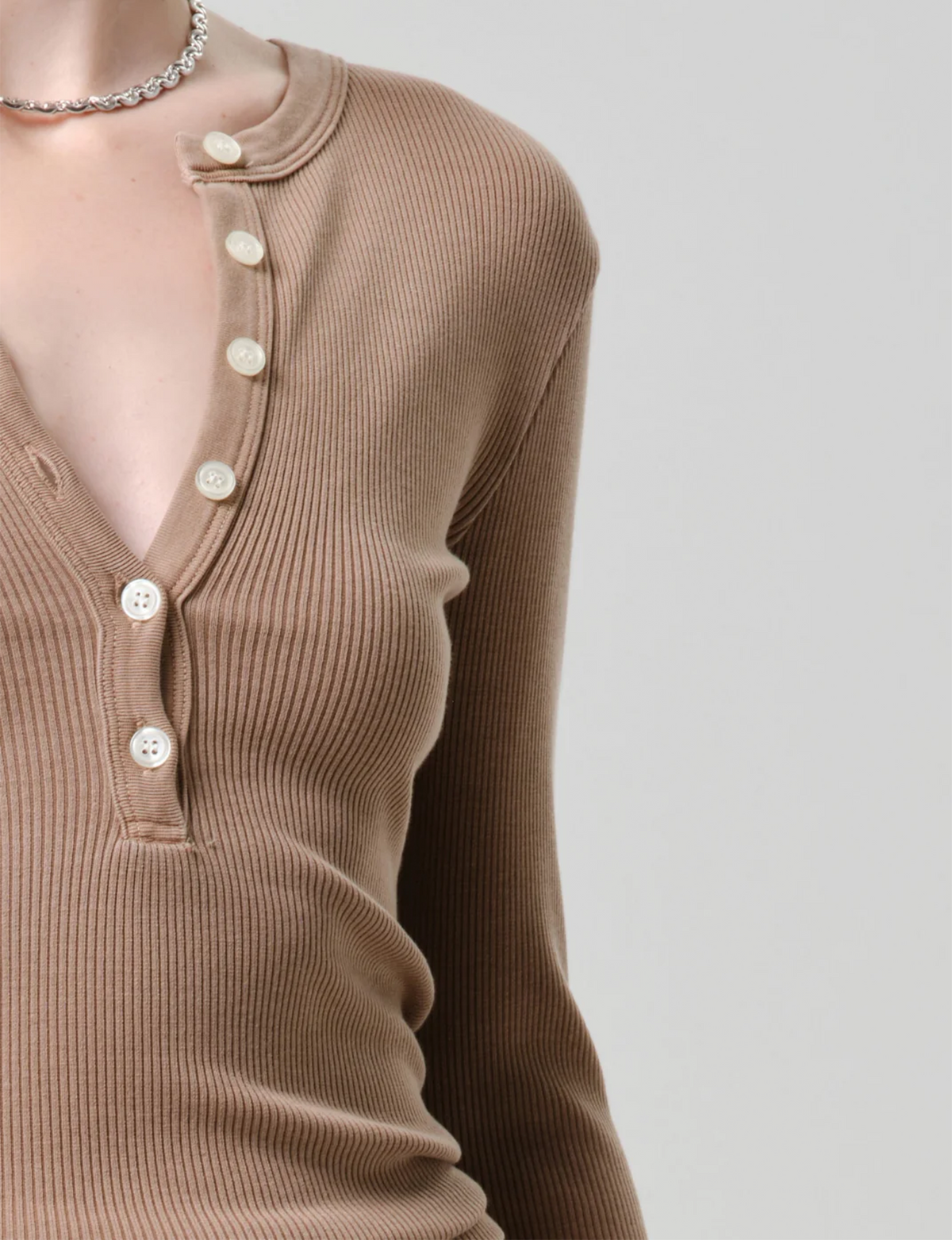 Boy Henley, Moth
