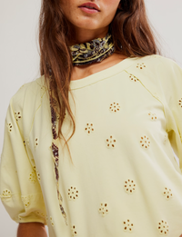 Jessie Eyelet Tee, Lemon Water/Combo