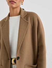 Everest Coat, Camel