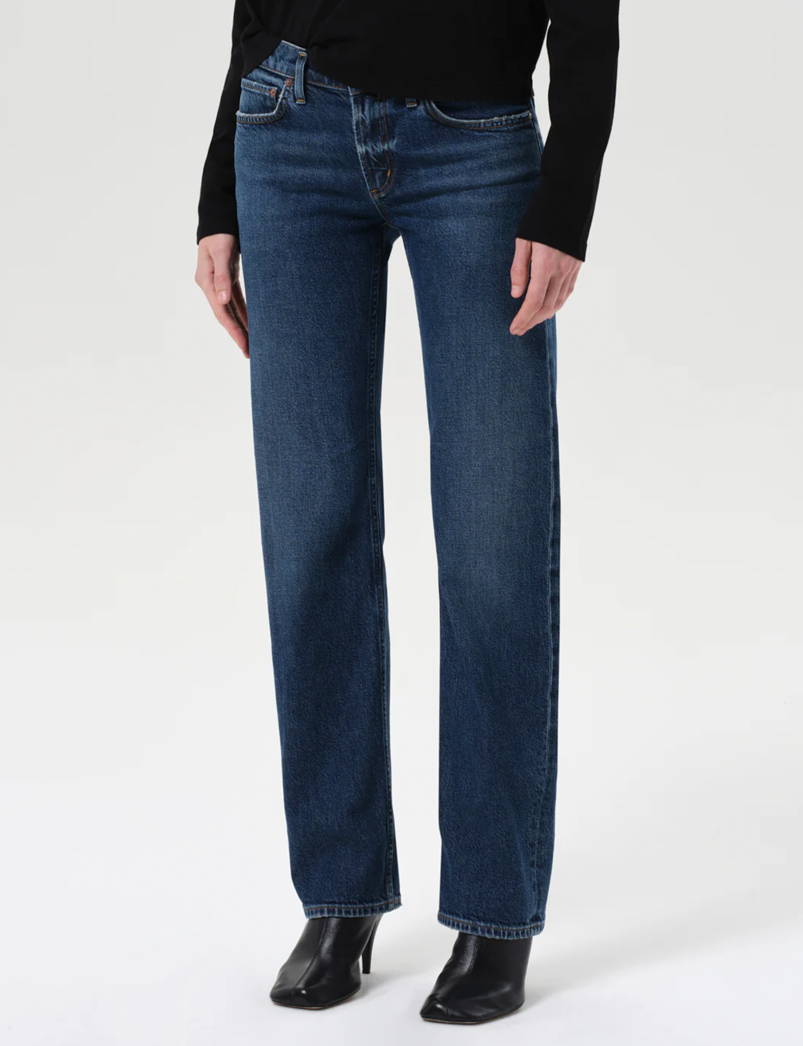 Low Rise Slim Straight Leg, Slick