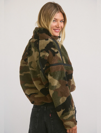 Big Sky Sherpa Half Zip, Woodland Camo