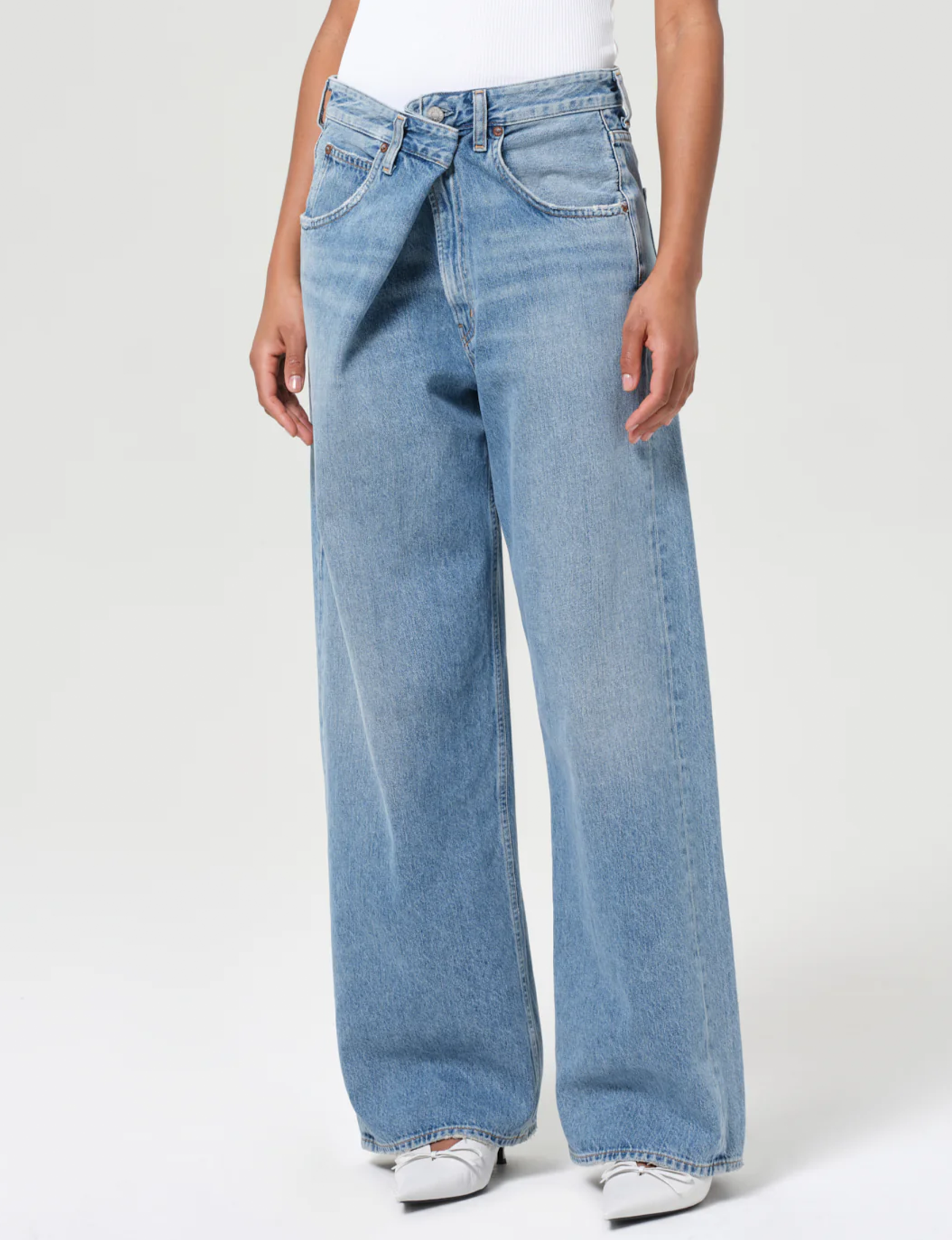 Vana Fold Jean, Mantra