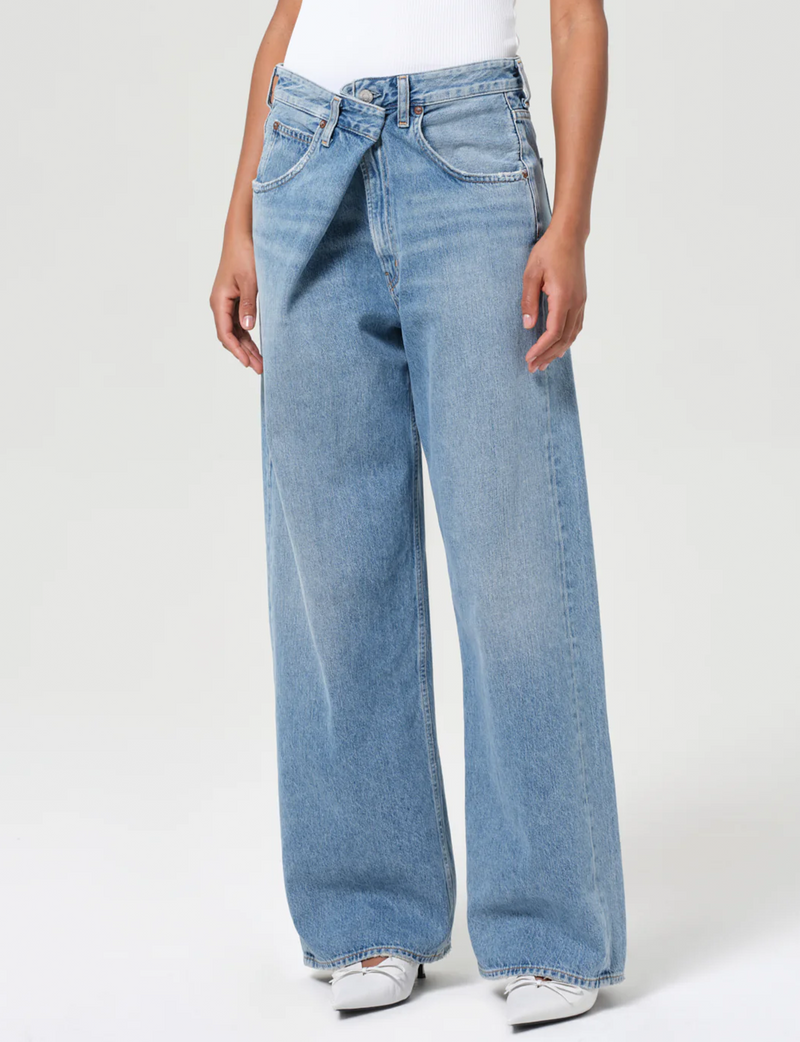 Vana Fold Jean, Mantra