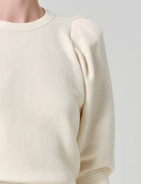 Pleated Crew, Cream
